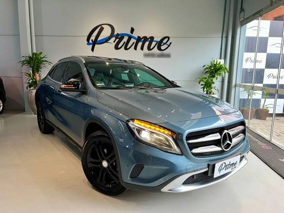 MERCEDES-BENZ GLA 200 1.6 CGI VISION BLACK EDITION 16V TURBO GASOLINA 4P AUTOMÁTICO